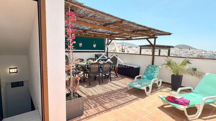 Image No.8-2 Bed Apartment for sale