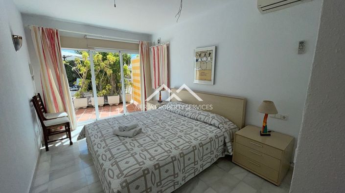 Image No.23-Villa de 4 chambres à vendre à Nerja