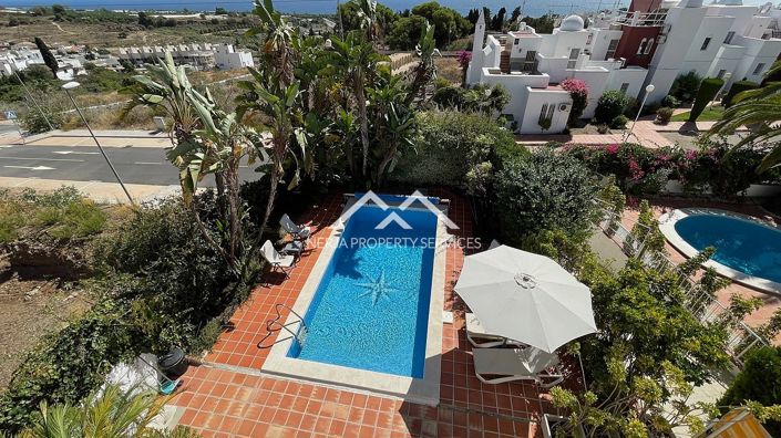 Image No.6-Villa de 4 chambres à vendre à Nerja