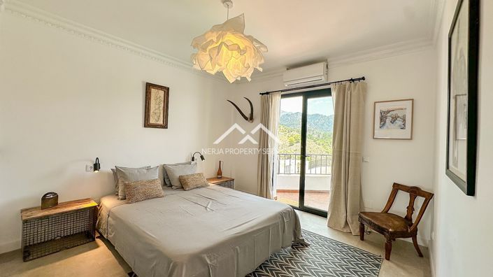 Image No.19-3 Bed Duplex for sale
