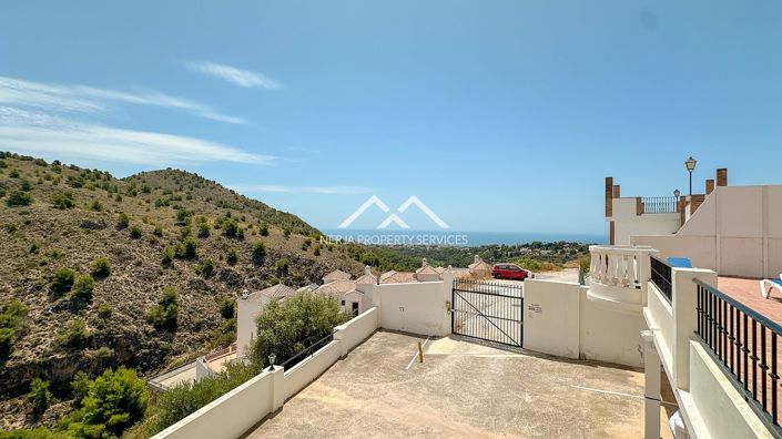 Image No.37-3 Bed Duplex for sale