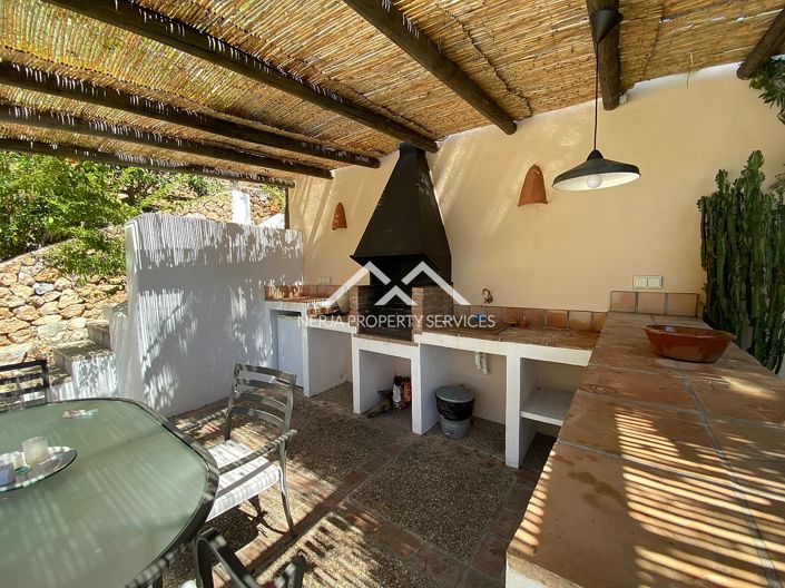 Image No.14-2 Bed Cottage for sale