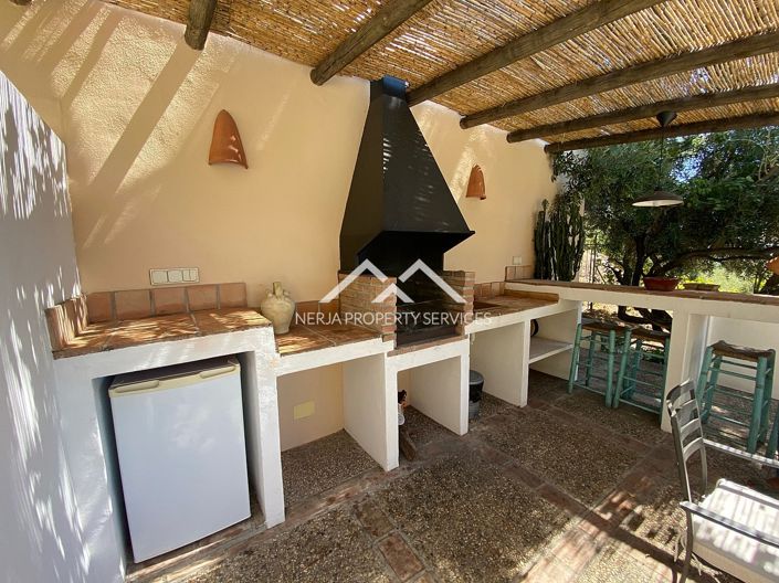 Image No.15-2 Bed Cottage for sale