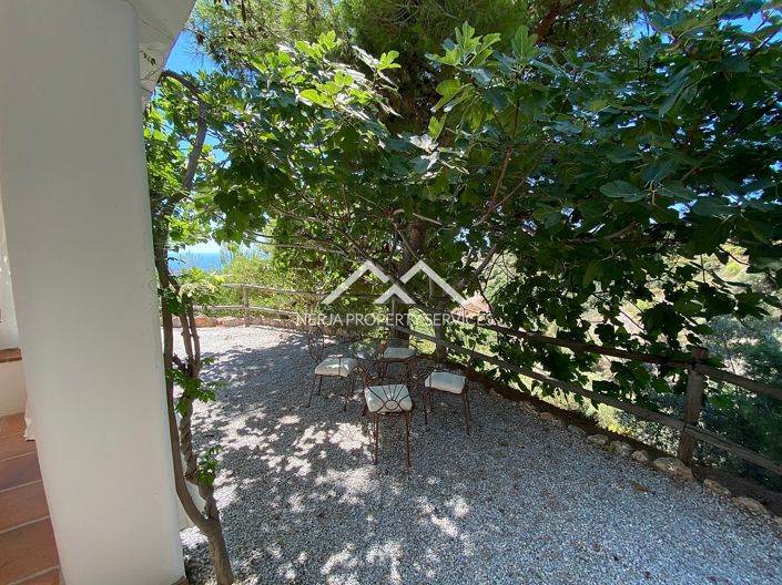 Image No.17-2 Bed Cottage for sale