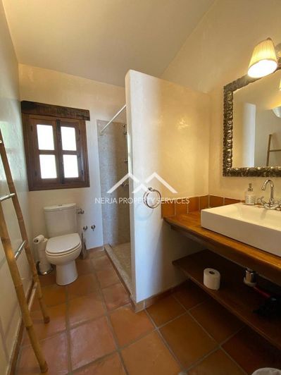 Image No.8-2 Bed Cottage for sale