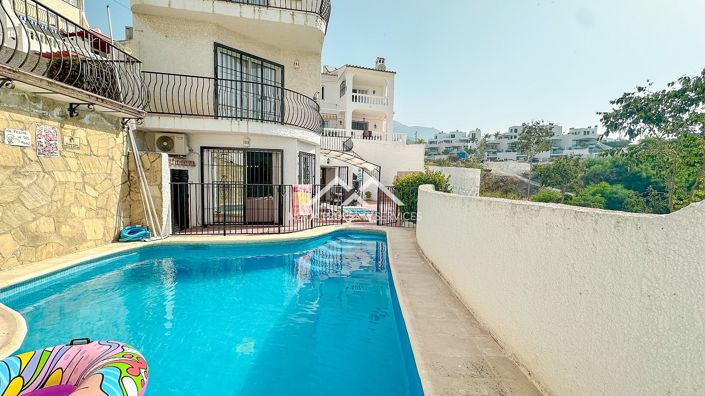 Image No.2-3 Bed Property for sale