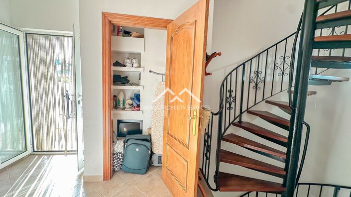 Image No.22-3 Bed Property for sale