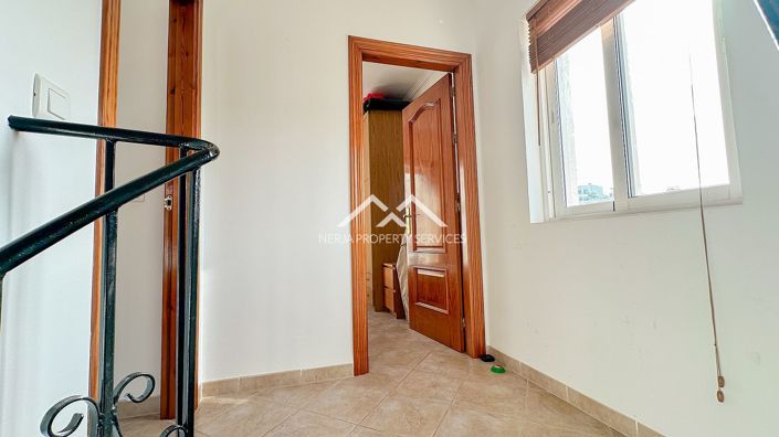Image No.26-3 Bed Property for sale