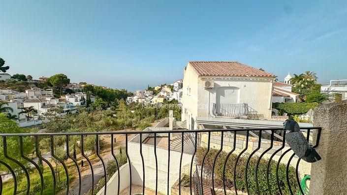 Image No.33-3 Bed Property for sale