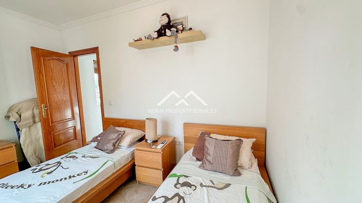 Image No.35-3 Bed Property for sale