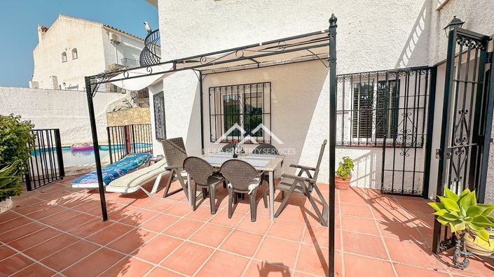 Image No.5-3 Bed Property for sale