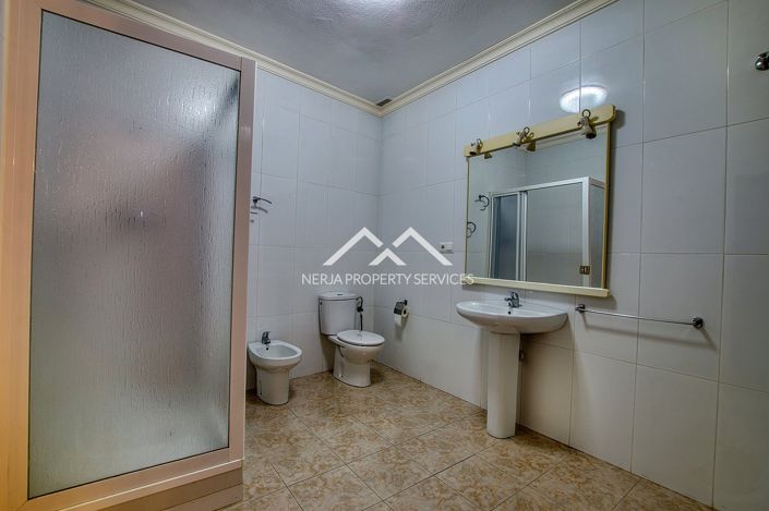 Image No.41-Propriété de 7 chambres à vendre à Vélez-Málaga