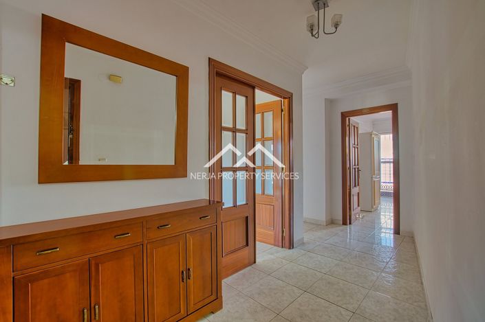 Image No.8-Propriété de 7 chambres à vendre à Vélez-Málaga