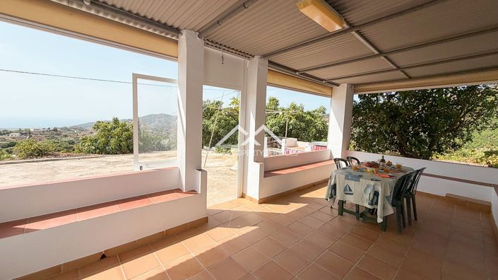 Image No.11-3 Bed Country Property for sale