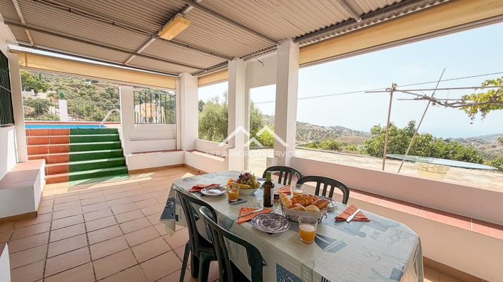 Image No.13-3 Bed Country Property for sale
