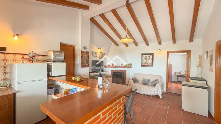 Image No.15-3 Bed Country Property for sale