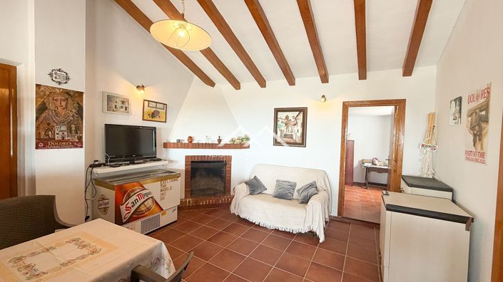 Image No.17-3 Bed Country Property for sale