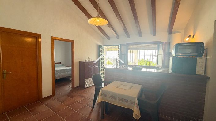 Image No.19-3 Bed Country Property for sale