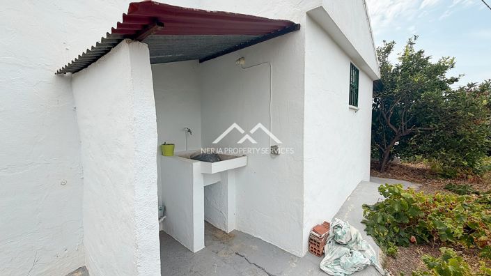 Image No.31-3 Bed Country Property for sale