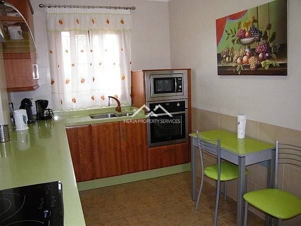 Image No.5-Villa de 7 chambres à vendre à Nerja