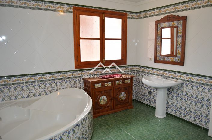 Image No.20-Propriété de 3 chambres à vendre à Nerja