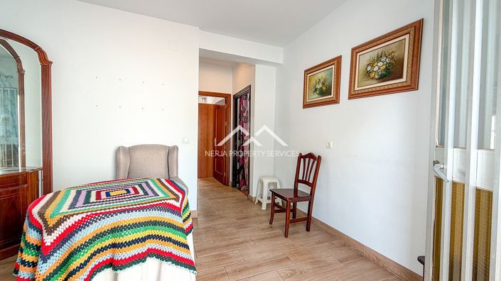Image No.15-5 Bed Townhouse for sale