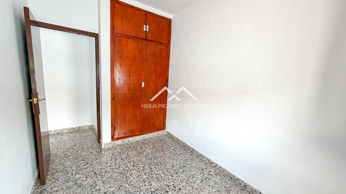 Image No.31-5 Bed Townhouse for sale