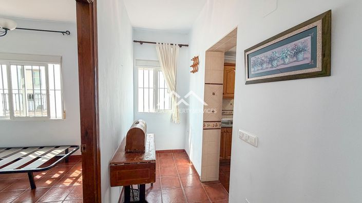 Image No.9-5 Bed Townhouse for sale