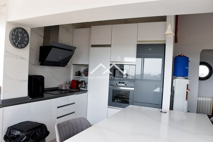 Image No.18-3 Bed House for sale