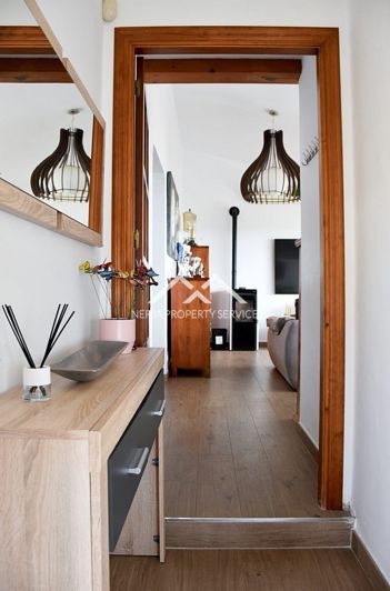 Image No.25-3 Bed House for sale
