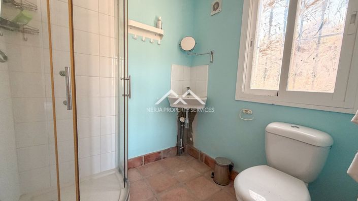 Image No.19-2 Bed Property for sale