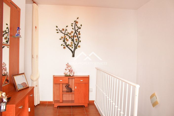 Image No.10-4 Bed Semi-Detached for sale