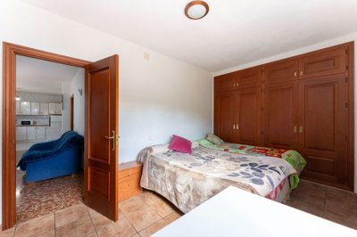 21d14a3a573bed68217d3a1931a85228780e20bd00d