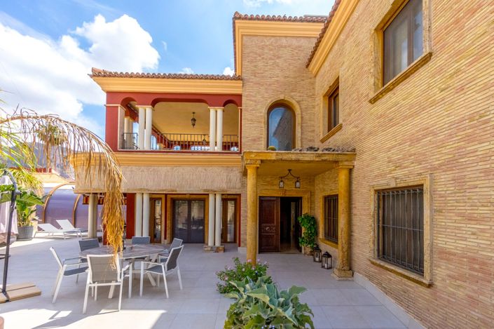 Image No.1-Villa de 4 chambres à vendre à Orihuela