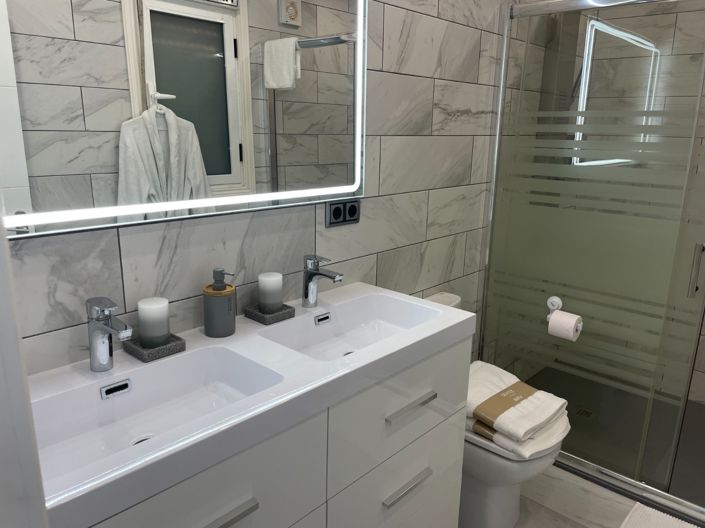 Image No.10-1 Bed Apartment for sale