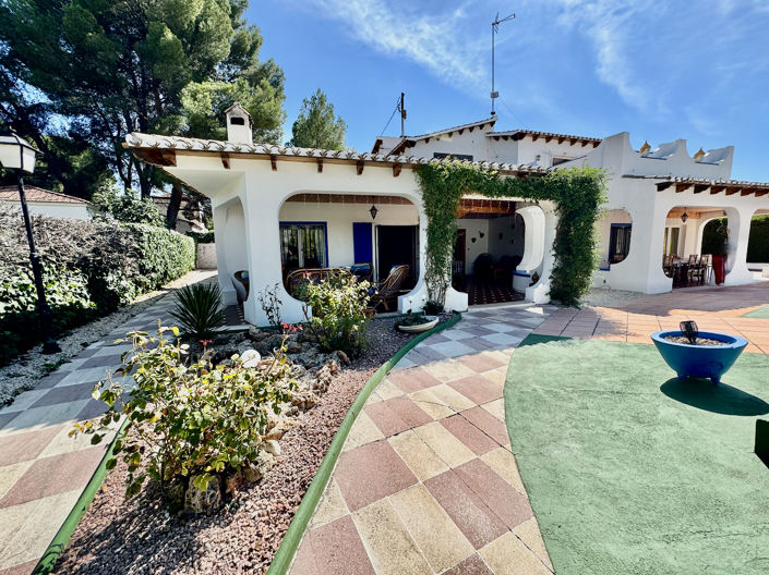 Image No.33-8 Bed Finca for sale