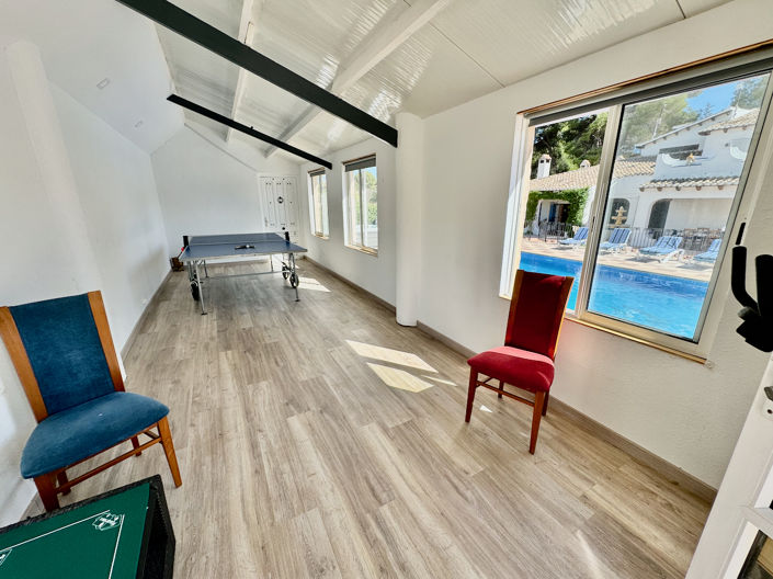 Image No.37-8 Bed Finca for sale