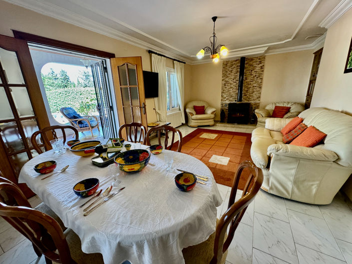 Image No.5-8 Bed Finca for sale