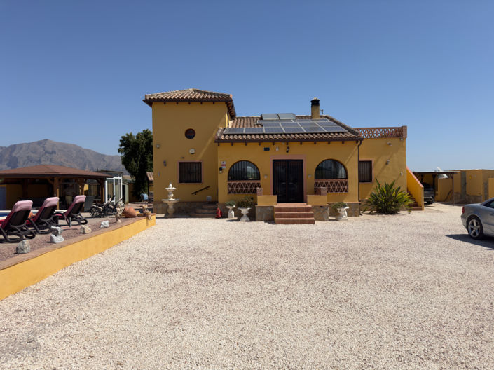 Image No.30-3 Bed Finca for sale