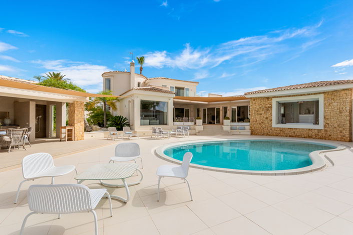 Image No.5-4 Bed Villa for sale