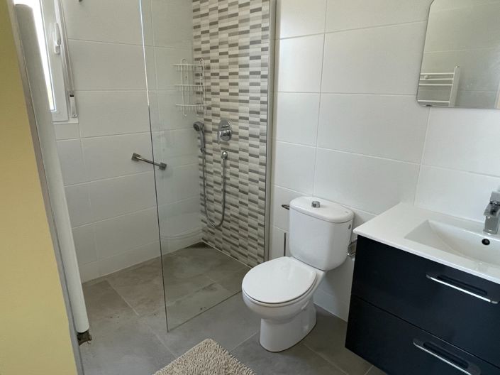 Image No.13-3 Bed Villa for sale