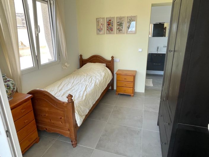 Image No.18-3 Bed Villa for sale