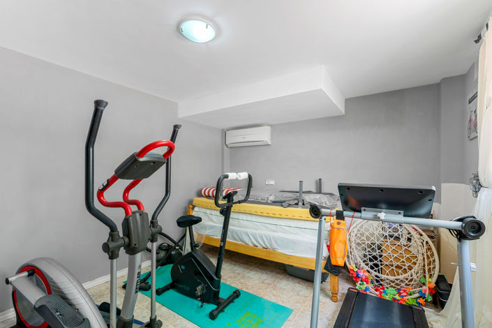 Image No.17-6 Bed Villa for sale