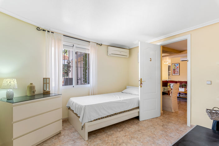 Image No.21-6 Bed Villa for sale