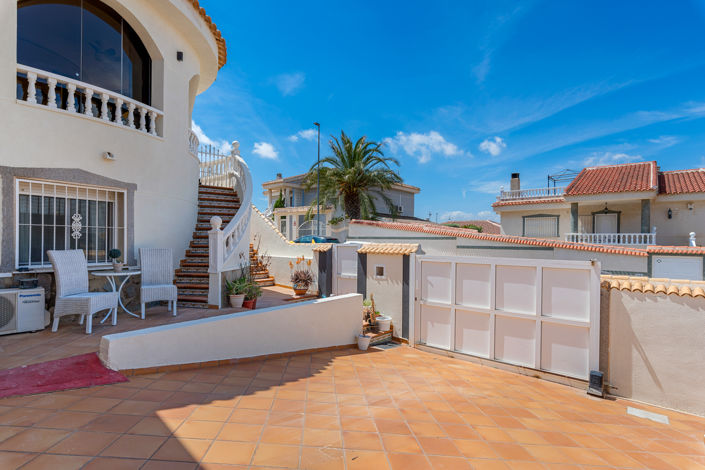 Image No.33-6 Bed Villa for sale