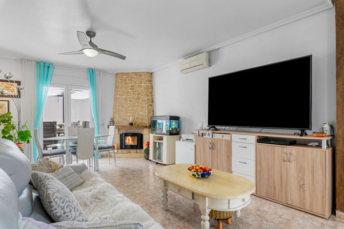 Image No.9-6 Bed Villa for sale