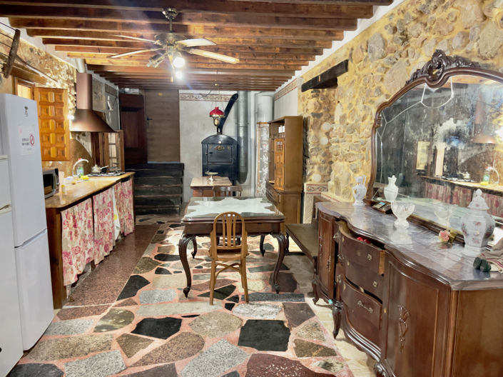 Image No.10-8 Bed Finca for sale