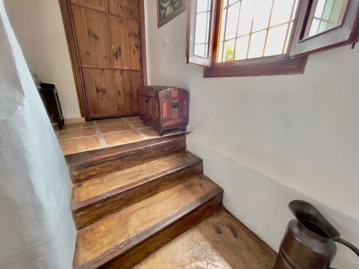 Image No.11-8 Bed Finca for sale