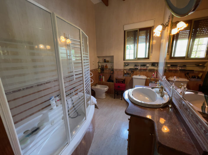 Image No.26-8 Bed Finca for sale