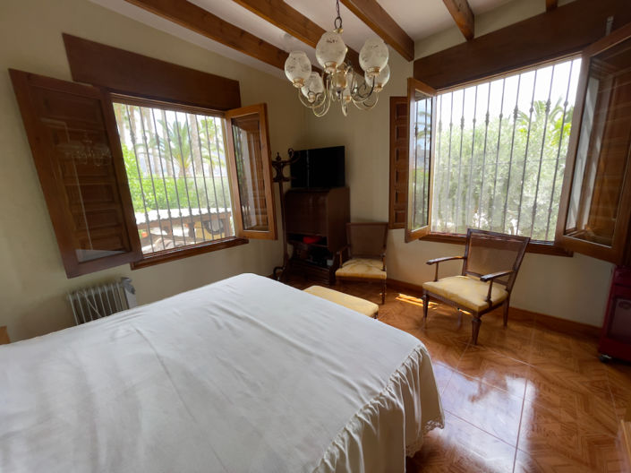 Image No.28-8 Bed Finca for sale